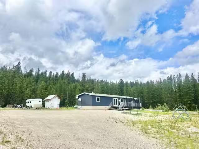 Manufactured Home for sale in Valemount, Robson Valley, 4995 P.