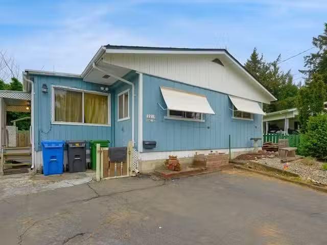 Manufactured Home for sale in Abbotsford, Abbotsford, 2213 Cry.