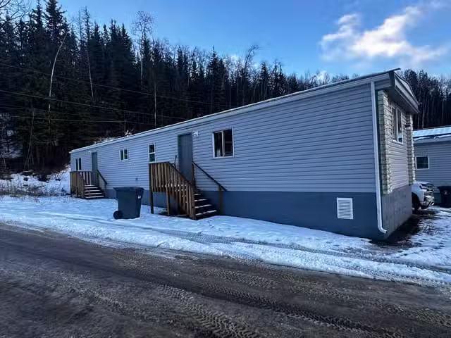 Manufactured Home for sale in Burns Lake, Burns Lake, B Highwa.