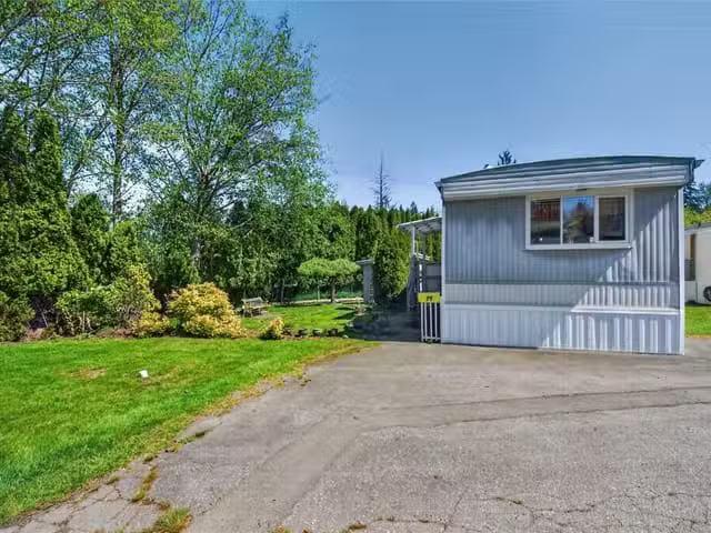 Manufactured Home for sale in Campbell River, 19 951 Homewood.