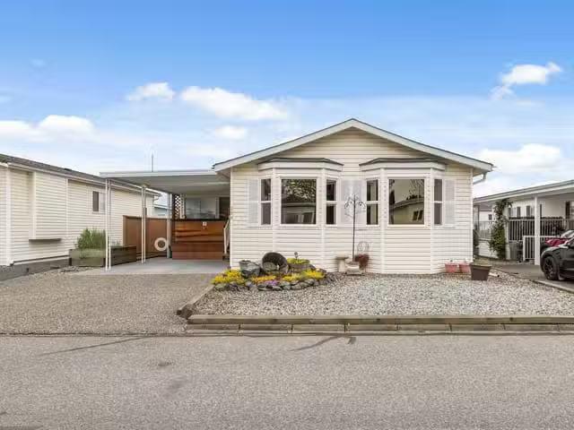 Manufactured Home for sale in Chilliwack, Chilliwack, 158 9055.