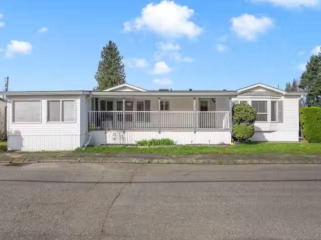 Manufactured Home for sale in Chilliwack, Sardis, 73 6338 Vedd.