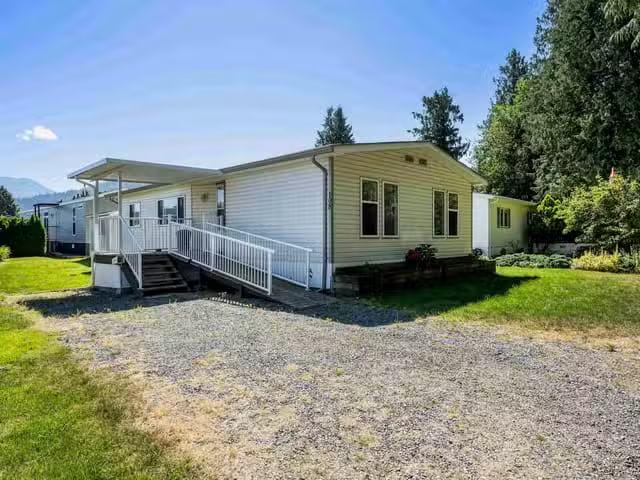 Manufactured Home for sale in Chilliwack, Sardis, 108 6035 Ved.