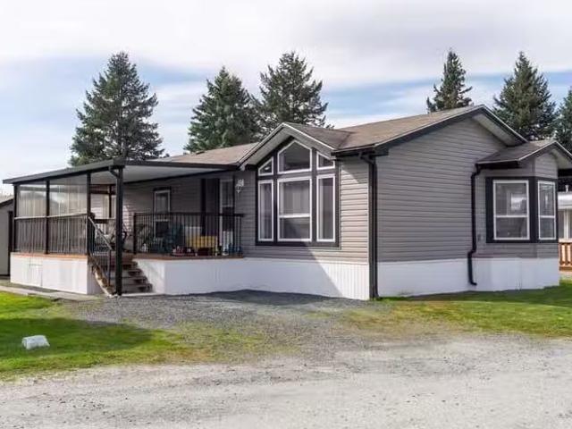 Manufactured Home for sale in Chilliwack, Sardis, 37 6035 Vedd.