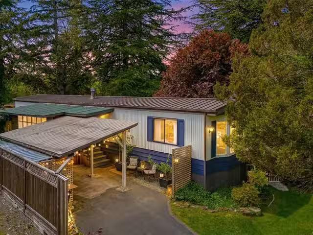 Manufactured Home for sale in Cowichan Bay, 47 1265 Cherry Poi.