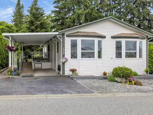 Manufactured Home for sale in Nanaimo, 1948 Valley Oak Dr, 103.