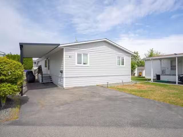Manufactured Home for sale in Nanaimo, 61 6325 Metral Dr, 1033.