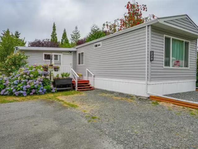 Manufactured Home for sale in Nanoose Bay, Nanoose, 228 2465 A.