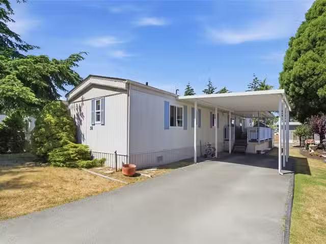 Manufactured Home for sale in Parksville, 38 150 Corfield N St.