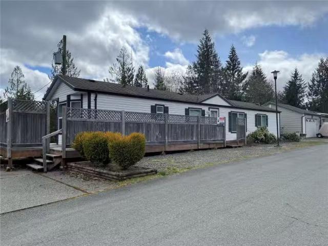 Manufactured Home for sale in Port Alberni, Sproat Lake, 105 1.