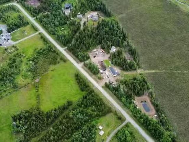 Manufactured Home for sale in Prince George, PG Rural West, 18.