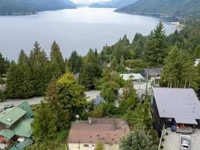 Manufactured Home for sale in Sechelt, Sunshine Coast, 5894 Sk.