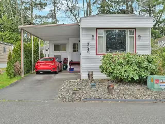 Manufactured Home for sale in Surrey, South Surrey White Rock.
