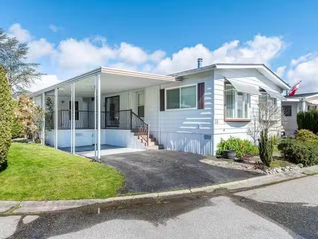 Manufactured Home for sale in Surrey, South Surrey White Rock.