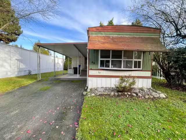 Manufactured Home for sale in Surrey, Surrey, 53 7790 King Geo.