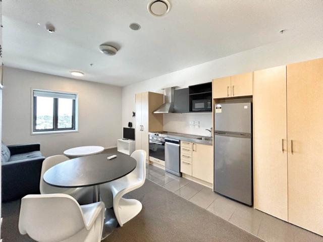 manukau, 2 bedrooms