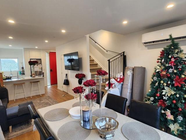 manukau, 3 bedrooms