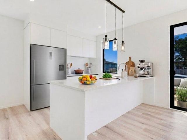 manurewa, 4 bedrooms