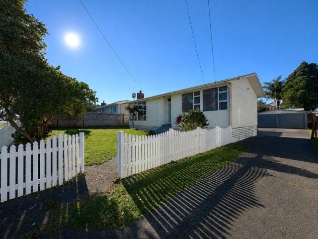 manurewa, 4 bedrooms