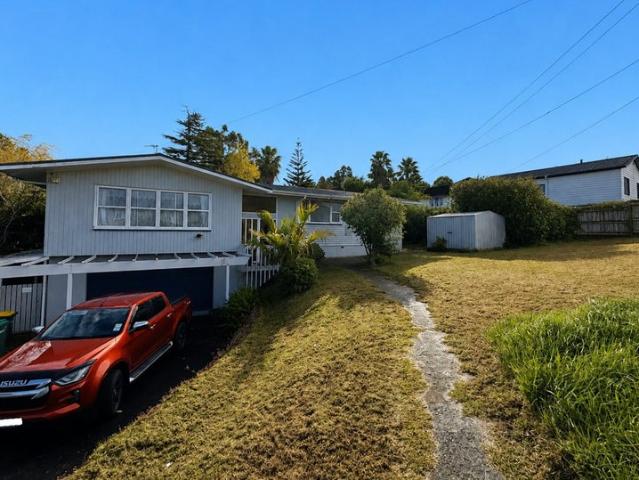Manurewa, 4 bedrooms