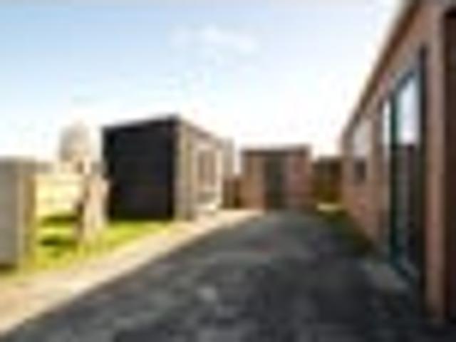 Manurewa, 4 bedrooms, $620 pw