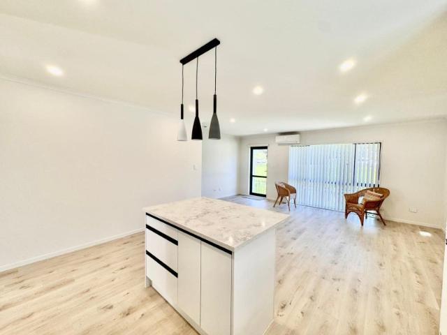 manurewa, 4 bedrooms