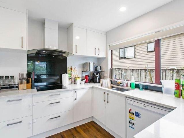 Manurewa, 4 bedrooms