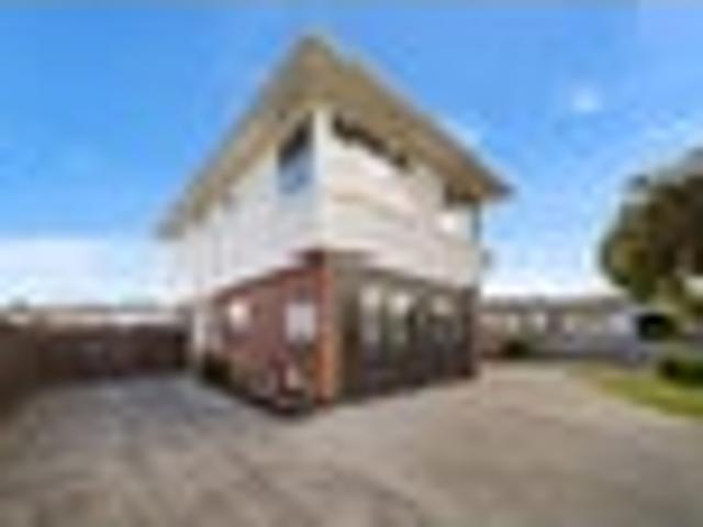 Manurewa, 6+ bedrooms, $1250 pw