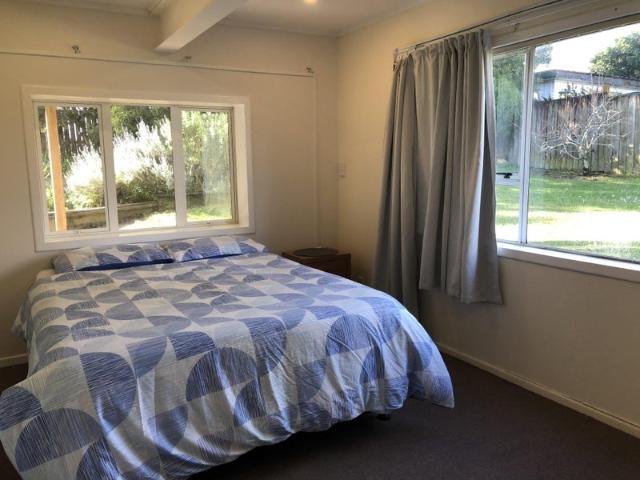 manurewa, 1 bedroom