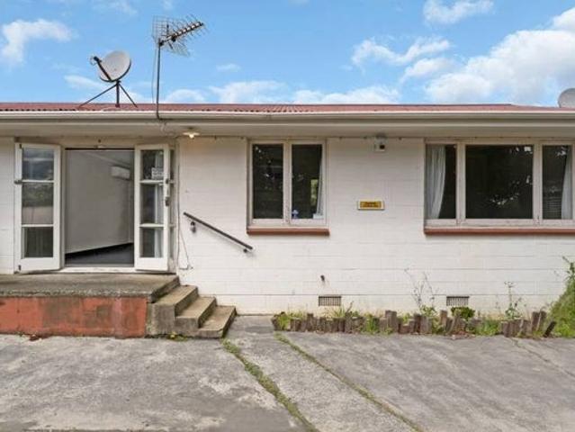 manurewa, 2 bedrooms