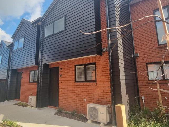 manurewa, 2 bedrooms