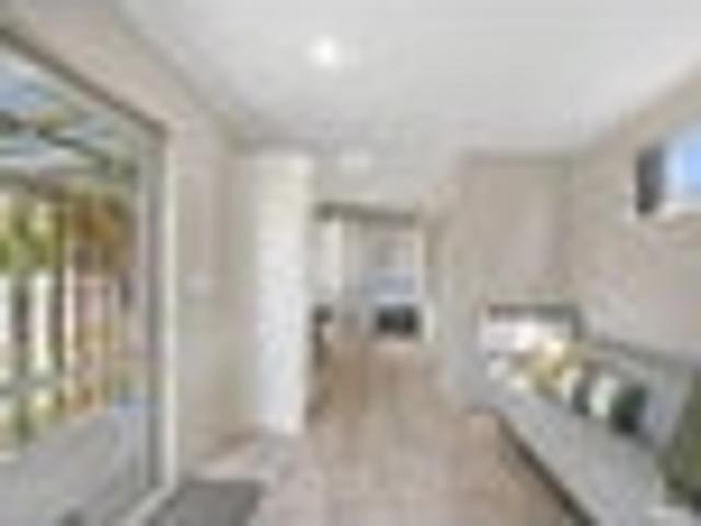 Manurewa, 2 bedrooms, $550 pw