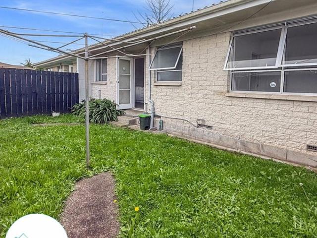 manurewa, 2 bedrooms