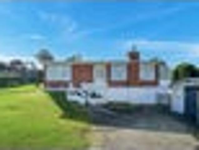 Manurewa, 2 bedrooms, $570 pw