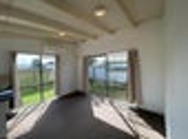 Manurewa, 2 bedrooms, $550 pw