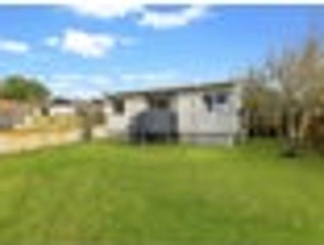 Manurewa, 2 bedrooms, $590 pw