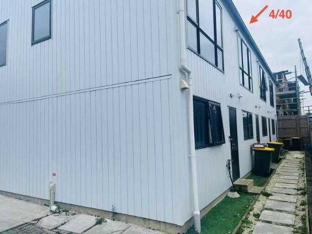manurewa, 2 bedrooms