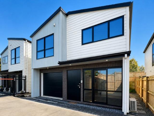 manurewa, 3 bedrooms