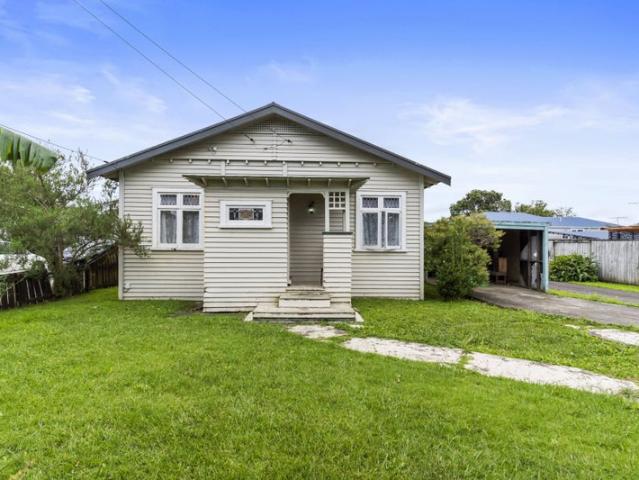 manurewa, 3 bedrooms
