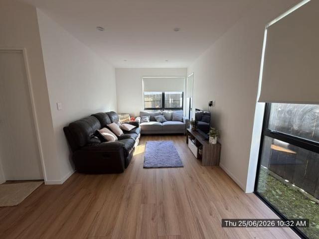 manurewa, 3 bedrooms