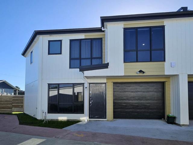 manurewa, 3 bedrooms