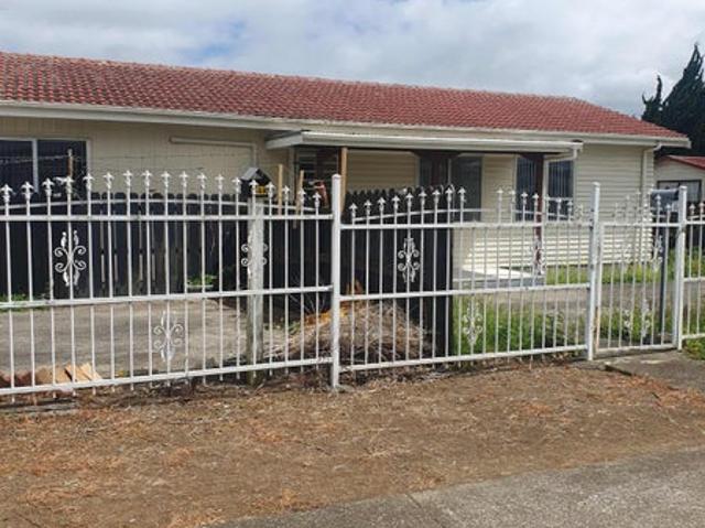 manurewa, 3 bedrooms
