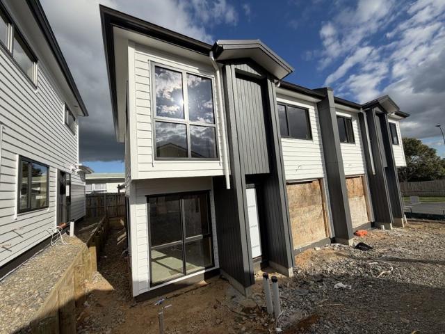manurewa, 3 bedrooms