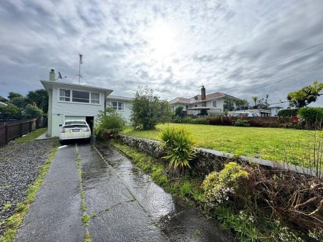 manurewa, 3 bedrooms