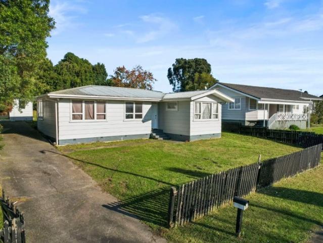 manurewa, 3 bedrooms