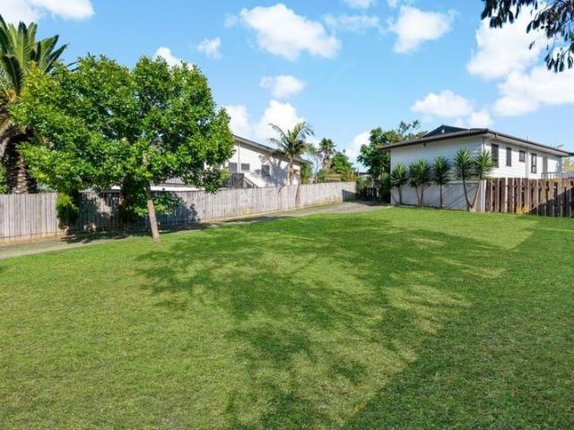 manurewa, 3 bedrooms