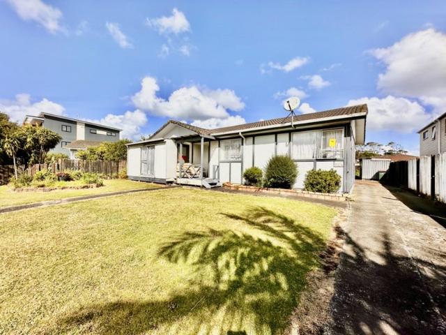 manurewa, 3 bedrooms