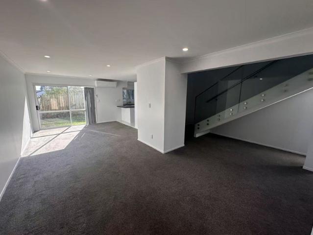 manurewa, 3 bedrooms