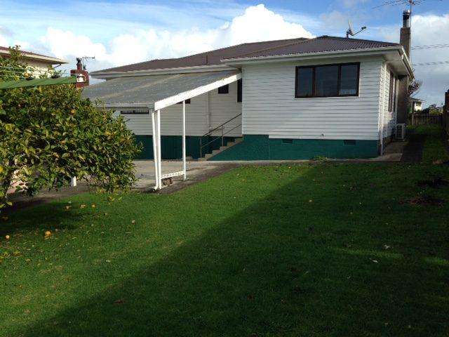 manurewa, 3 bedrooms