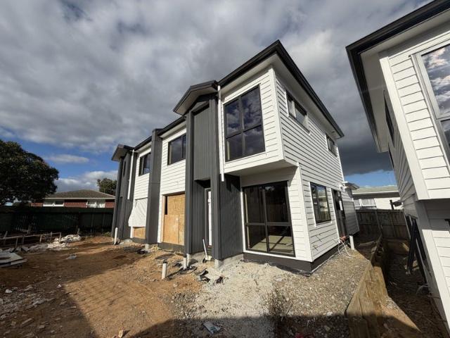 manurewa, 3 bedrooms